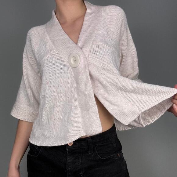 Cream knitted big button cardigan - size medium from express - Picture 3 of 8